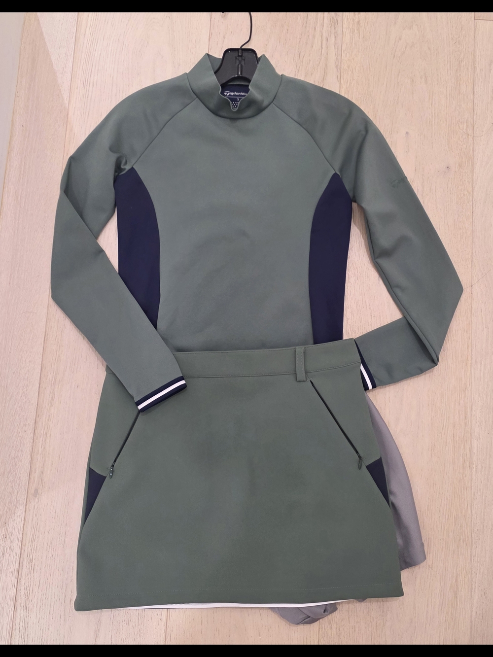 TaylorMade long-sleeve golf top Skirt